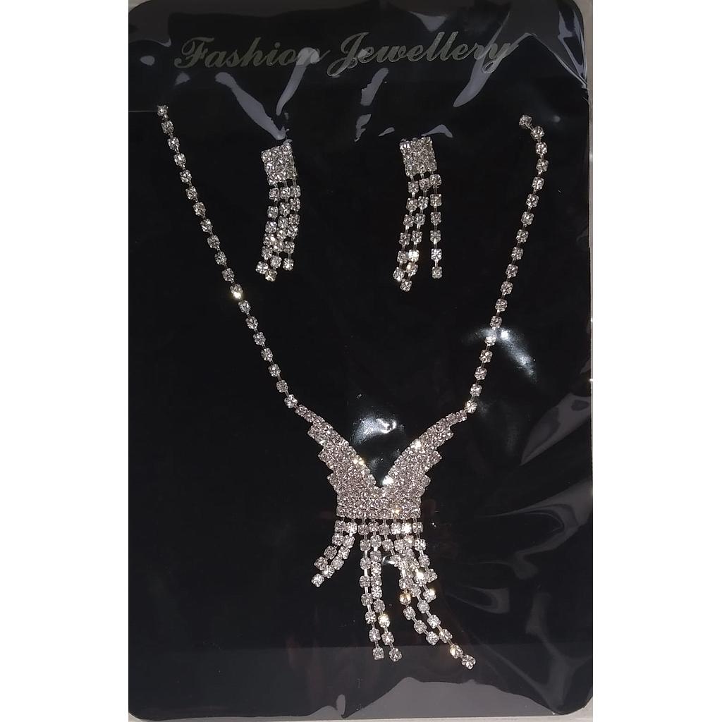 COLLAR Y CARAVANA STRAS
